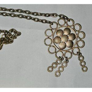Vintage Necklace Lisner Gold-Tone Geometric Circular Pendant Chain Dangling Ring